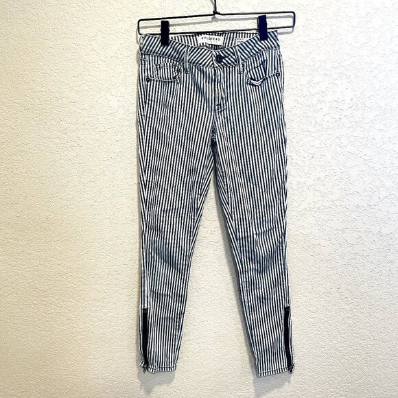 Bullhead Striped Low Rise Skinny Jeans Jrs Size 1 - Picture 1 of 5